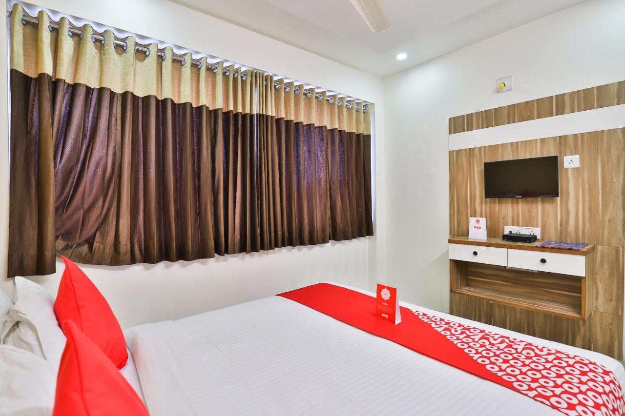 Oyo 15417 Red Rose Hotel Batwa Luaran gambar