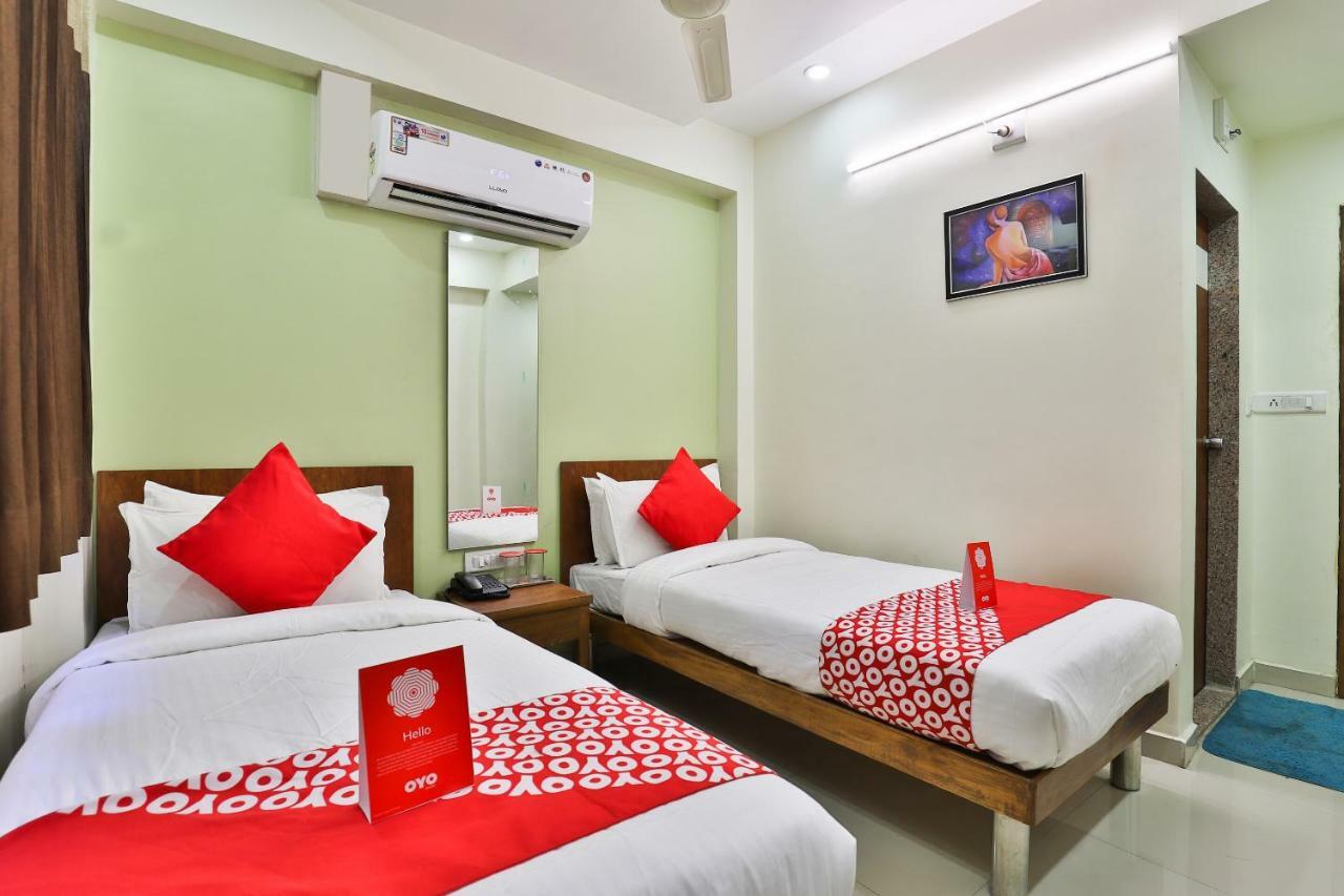 Oyo 15417 Red Rose Hotel Batwa Luaran gambar